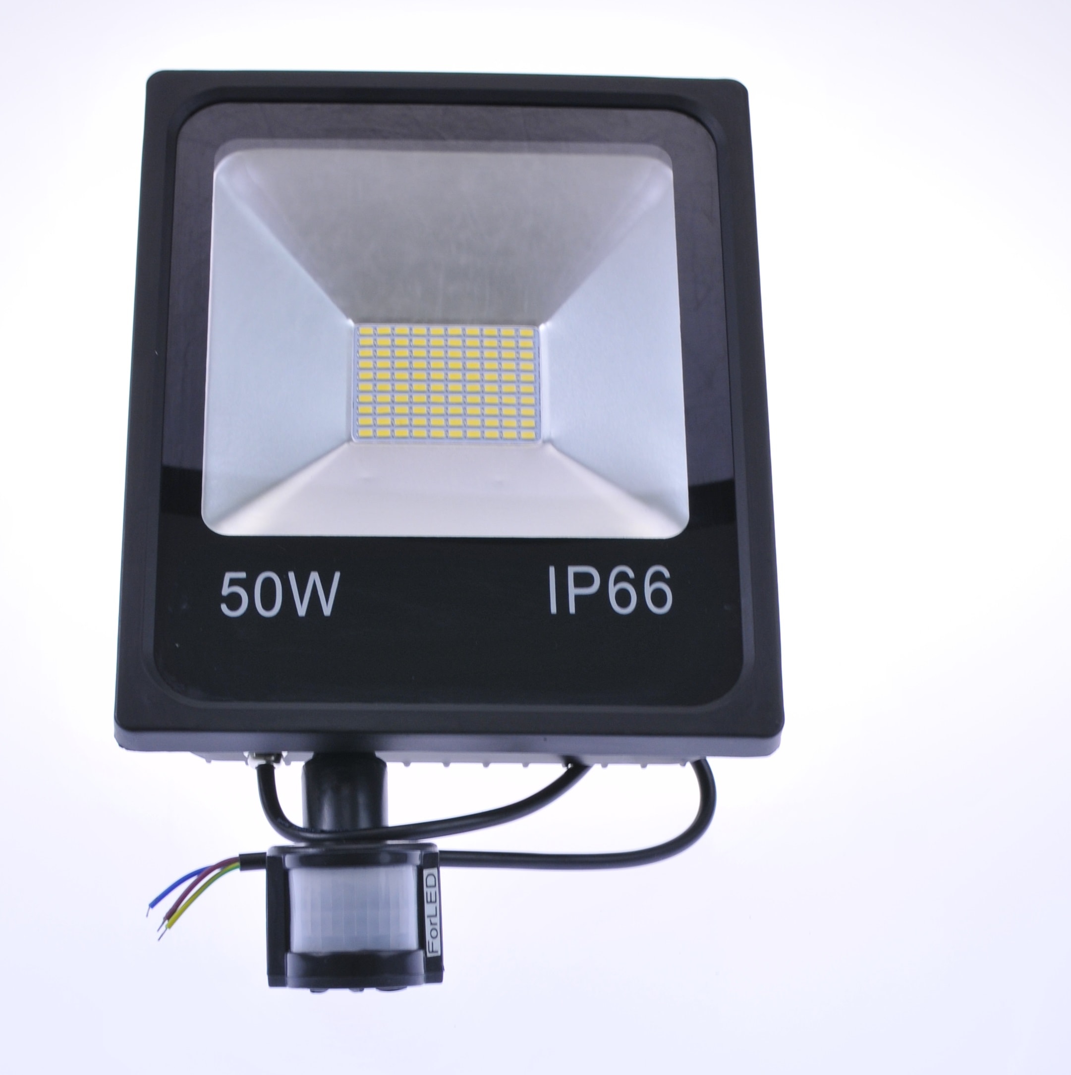 SMD 5730 LED reflektor 50W s pohybovým senzorom