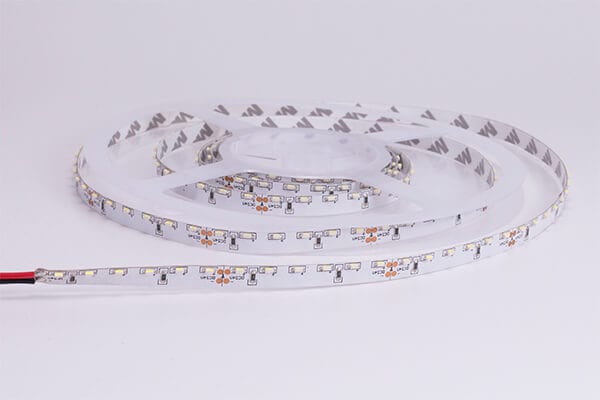 led pas s bocnym svitom 12v 3014 120smdm 9wm